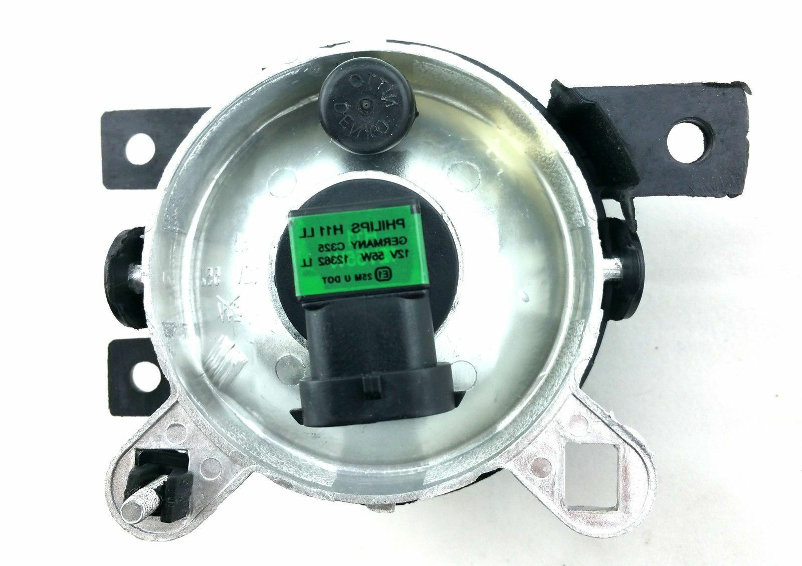 DRIVING-FOG-LIGHT-SPOT-LAMP-for-GREAT-WALL-STEED-4X2-2WD-SINGLE-CAB-2016-RIGHT-324290436278-2